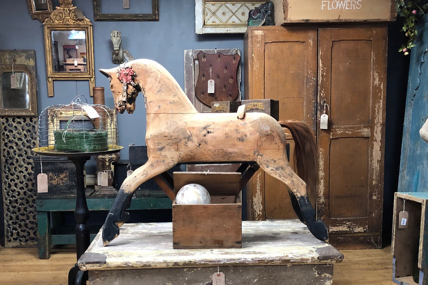The Cotswolds Antiques Trail