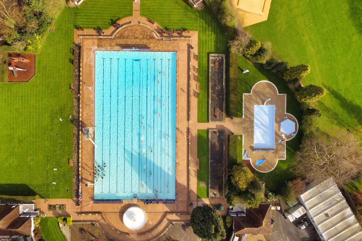 <h2>Sandford Parks Lido</h2>