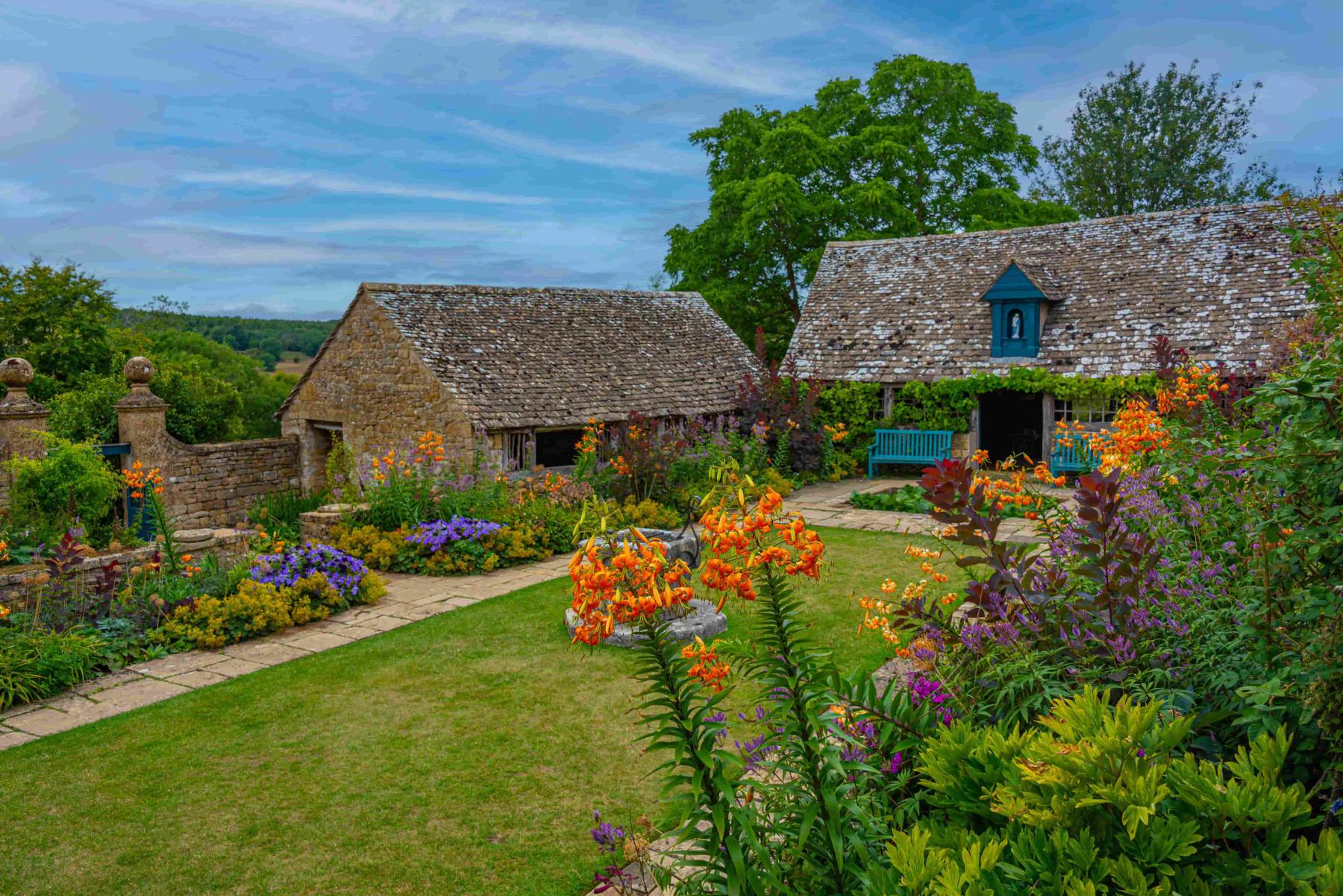The World in a Walled Garden: Global Influences ...